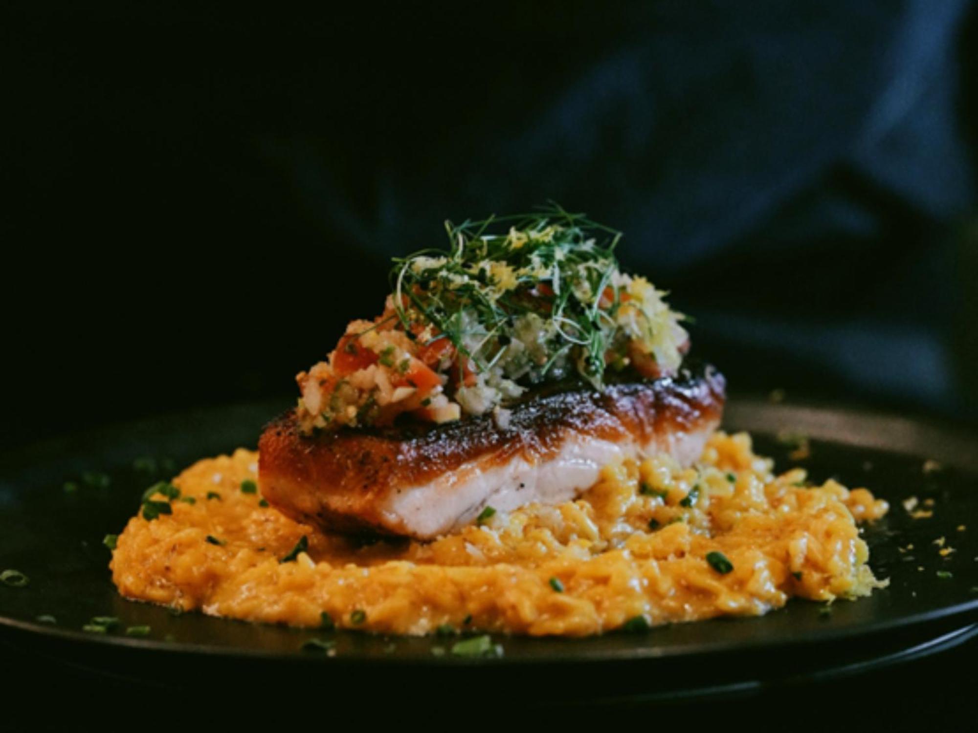 Otl Gouverneur Chicoutimi 外观 照片